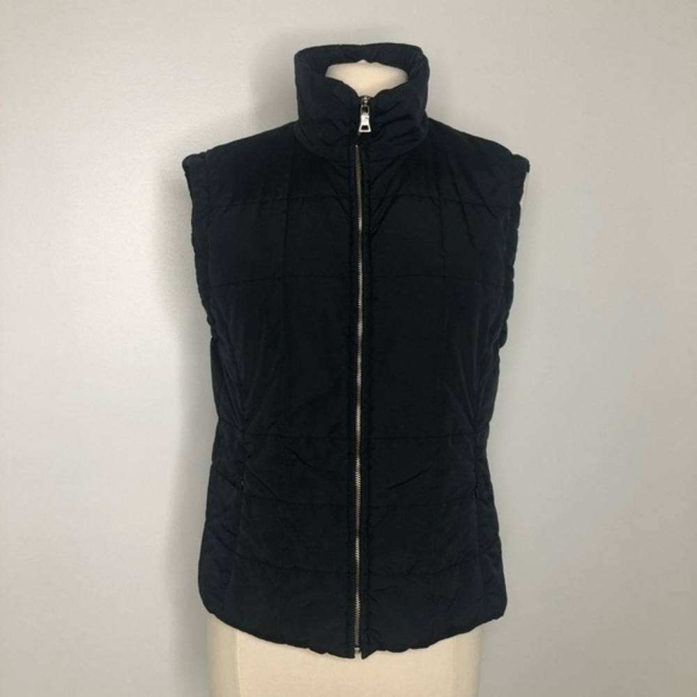 Casual Corner women’s black quilted puffer vest size Medium